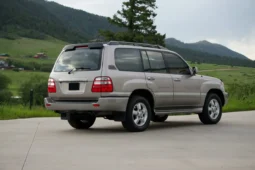 
										2003 Toyota Land Cruiser UZJ100 full									