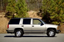 
										1999 Chevrolet Tahoe LT full									