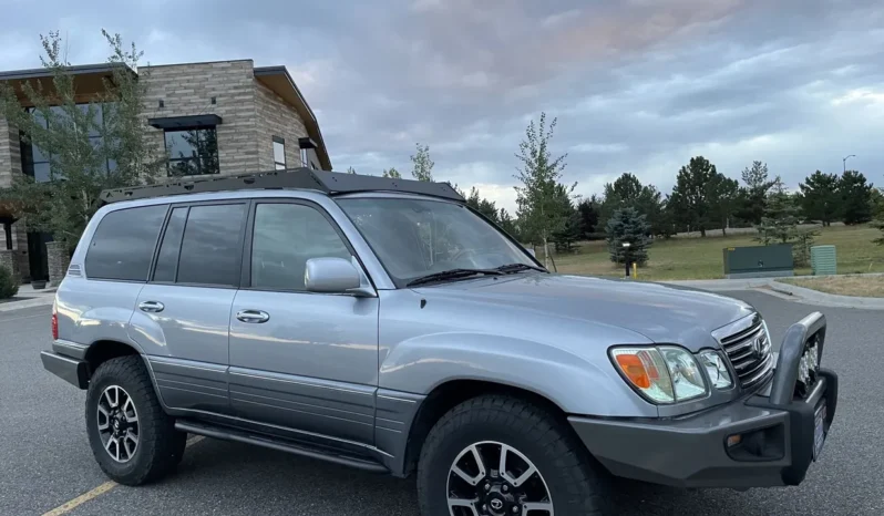 
								2004 Lexus LX470 full									