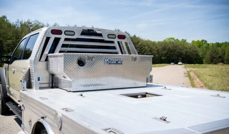 
								2018 Ford F-450 Super Duty Lariat Crew Cab Power Stroke Dually 4×4 Flatbed full									