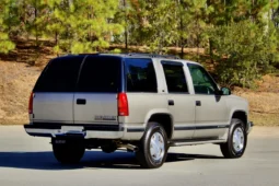 
										1999 Chevrolet Tahoe LT full									