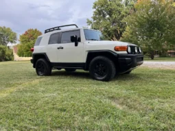 
										2008 Toyota FJ Cruiser Trail Teams Special Edition full									