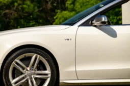 
										2011 Audi S5 Cabriolet Quattro Prestige full									