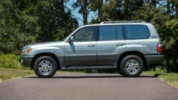 
										2001 Lexus LX470 full									