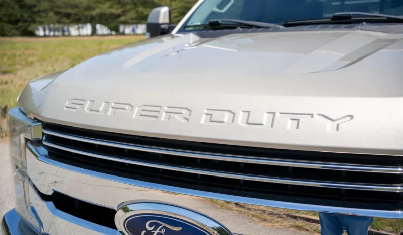 
								2018 Ford F-450 Super Duty Lariat Crew Cab Power Stroke Dually 4×4 Flatbed full									