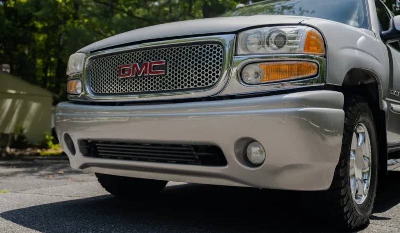 
								2004 GMC Sierra 1500 Denali Extended Cab full									