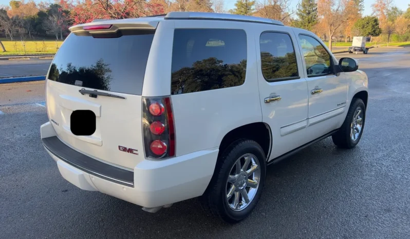 
								2007 GMC Yukon Denali full									