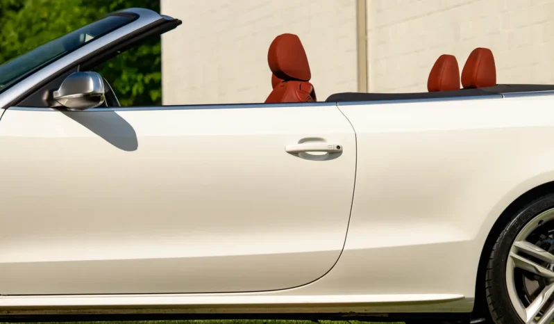 
								2011 Audi S5 Cabriolet Quattro Prestige full									