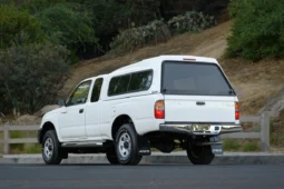 
										1999 Toyota Tacoma SR5 XtraCab V6 4×4 full									