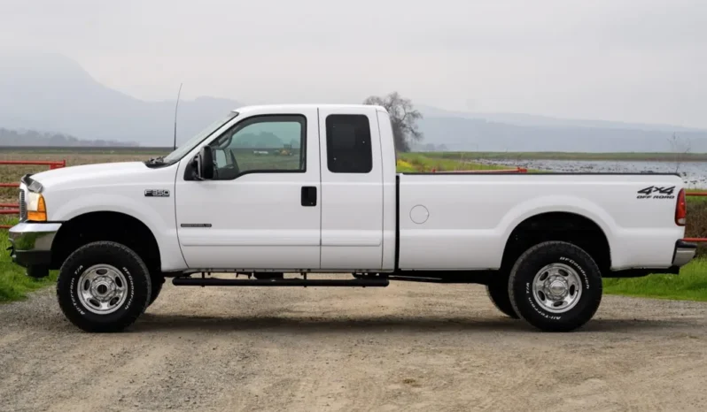 
								2001 Ford F-350 Super Duty XLT SuperCab Power Stroke 4×4 6-Speed full									