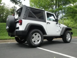 
										2014 Jeep Wrangler Sport S full									