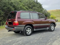 
										2001 Toyota Land Cruiser UZJ100 full									