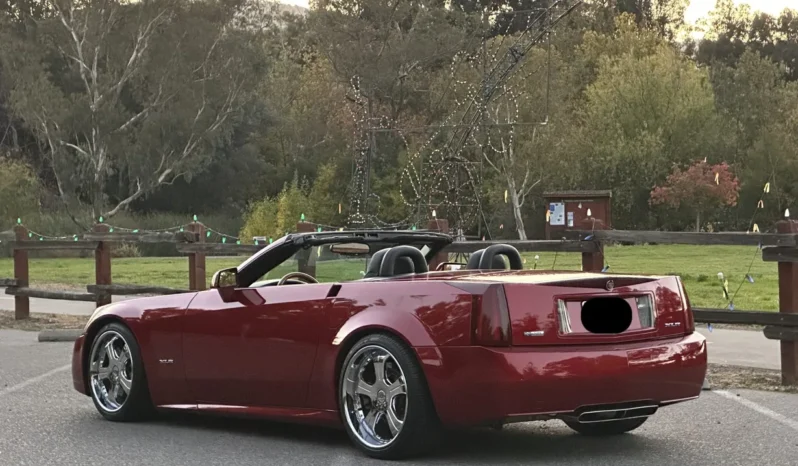 
								2004 Cadillac XLR 4.6-Liter Northstar V8 full									