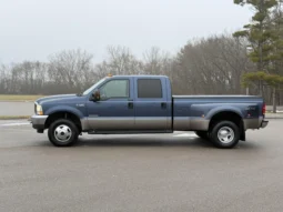 
										2004 Ford F-350 Super Duty Lariat Crew Cab Power Stroke 4×4 Dually full									