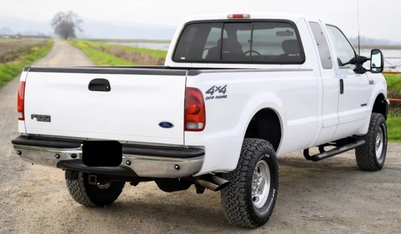 
								2001 Ford F-350 Super Duty XLT SuperCab Power Stroke 4×4 6-Speed full									