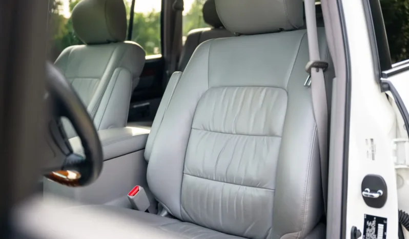 
								2006 Lexus LX470 full									