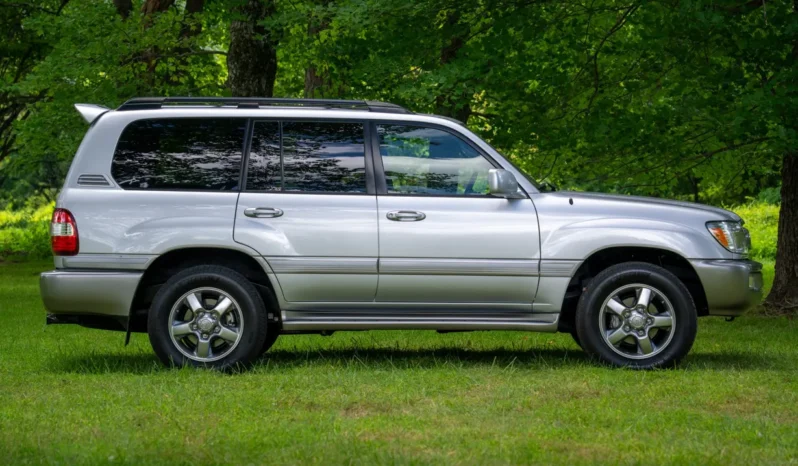 
								2007 Toyota Land Cruiser UZJ100 full									