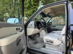 
										2001 GMC Yukon SLT 4×4 full									
