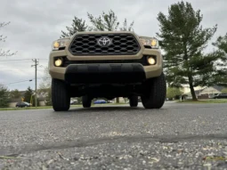 
										2020 Toyota Tacoma TRD Off-Road Double Cab 4×4 V6 6-Speed full									