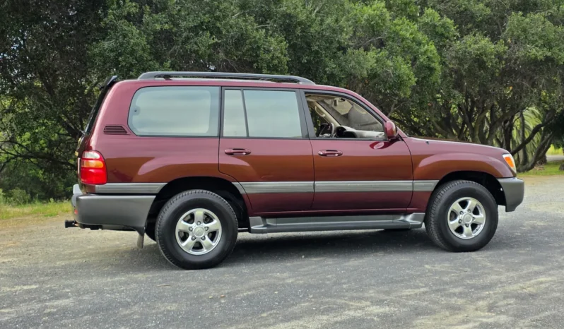 
								2001 Toyota Land Cruiser UZJ100 full									