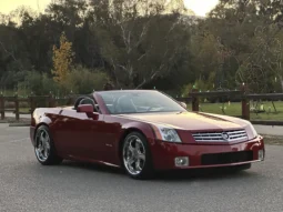 
										2004 Cadillac XLR 4.6-Liter Northstar V8 full									