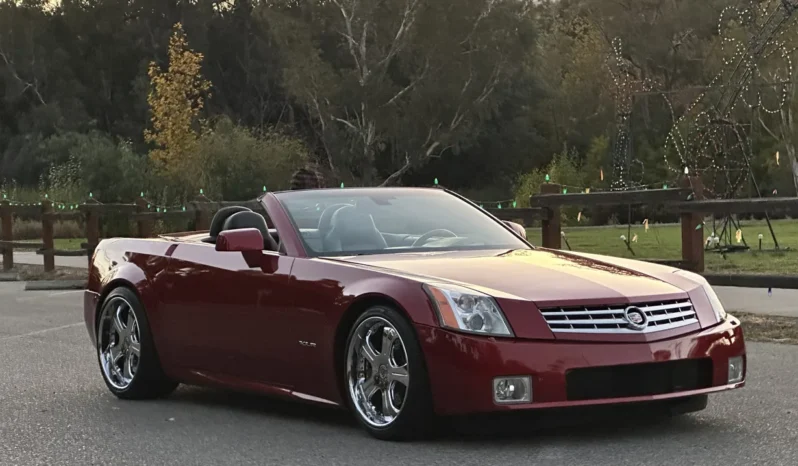 
								2004 Cadillac XLR 4.6-Liter Northstar V8 full									