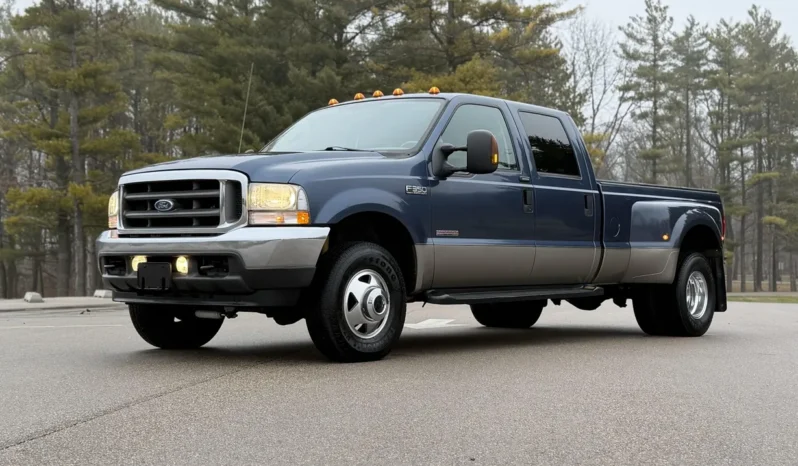 
								2004 Ford F-350 Super Duty Lariat Crew Cab Power Stroke 4×4 Dually full									