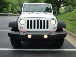 
										2014 Jeep Wrangler Sport S full									