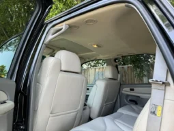 
										2001 GMC Yukon SLT 4×4 full									
