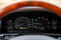 
										2001 Lexus LX470 full									
