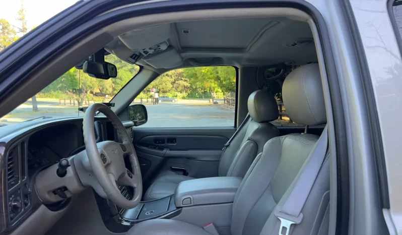 
								2005 GMC Yukon XL Denali GMT800 full									