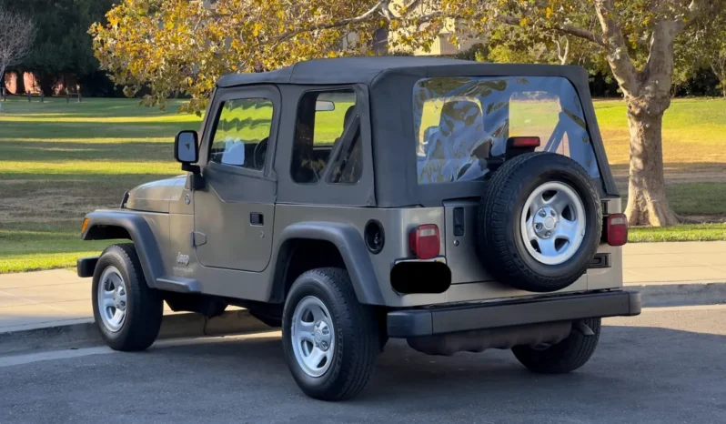 
								2005 Jeep Wrangler SE 6-Speed full									