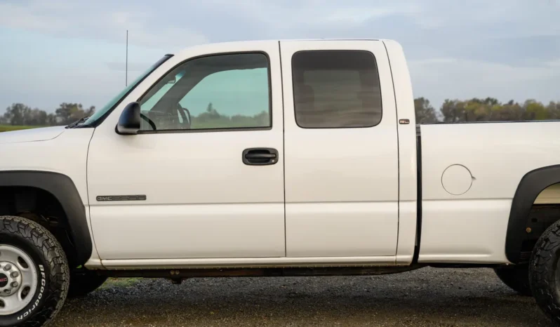 
								2001 GMC Sierra 2500 Extended Cab 4×4 full									