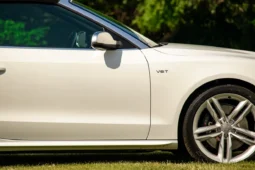 
										2011 Audi S5 Cabriolet Quattro Prestige full									