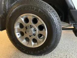 
										2012 Toyota FJ Cruiser full									