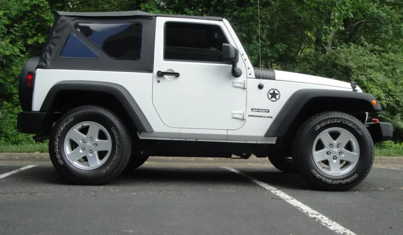 
								2014 Jeep Wrangler Sport S full									