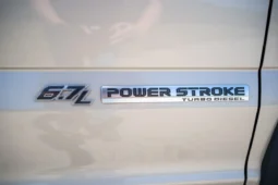 
										2018 Ford F-450 Super Duty Lariat Crew Cab Power Stroke Dually 4×4 Flatbed full									