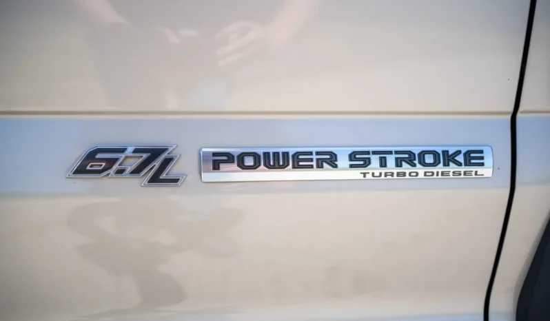 
								2018 Ford F-450 Super Duty Lariat Crew Cab Power Stroke Dually 4×4 Flatbed full									