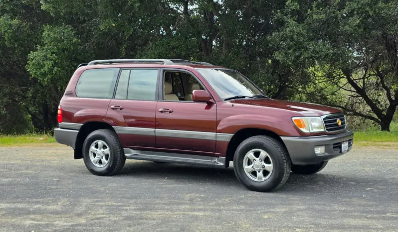 
								2001 Toyota Land Cruiser UZJ100 full									