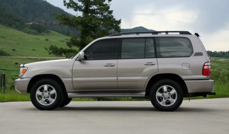 
								2003 Toyota Land Cruiser UZJ100 full									