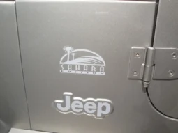 
										2004 Jeep Wrangler Sahara full									