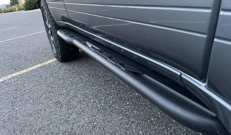 
								2004 Lexus LX470 full									