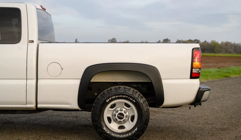 
								2001 GMC Sierra 2500 Extended Cab 4×4 full									