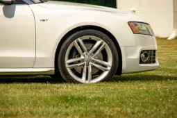 
										2011 Audi S5 Cabriolet Quattro Prestige full									