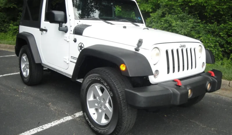 
								2014 Jeep Wrangler Sport S full									