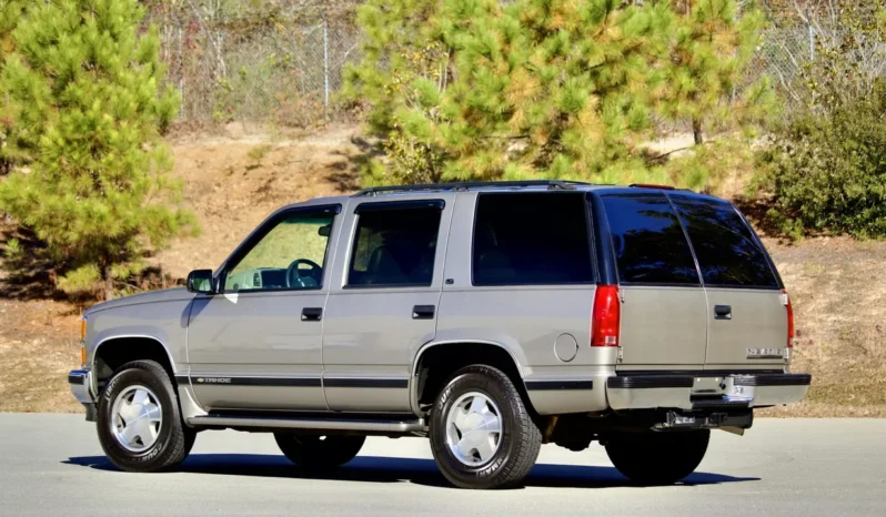 
								1999 Chevrolet Tahoe LT full									