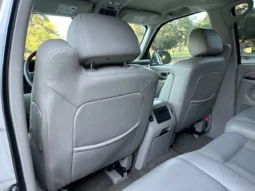 
										2004 Cadillac Escalade GMT800 AWD full									