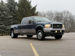 
										2004 Ford F-350 Super Duty Lariat Crew Cab Power Stroke 4×4 Dually full									