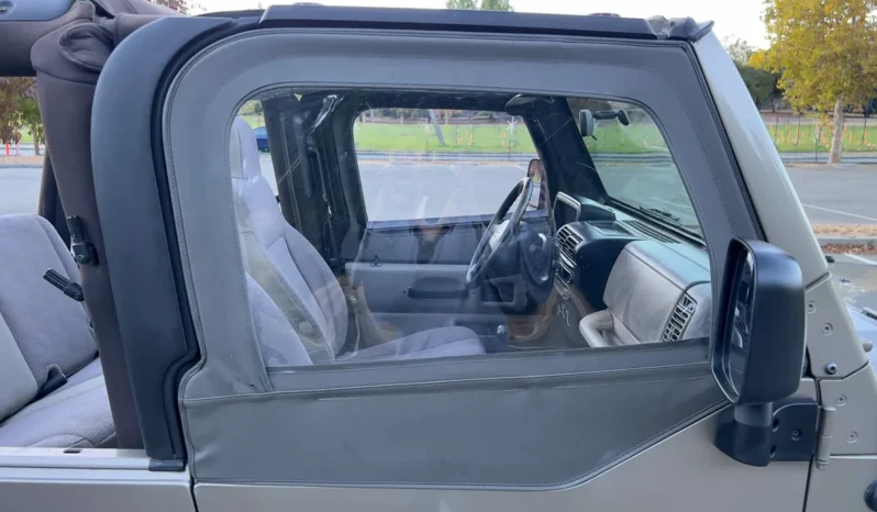 
								2005 Jeep Wrangler SE 6-Speed full									