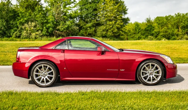 
								2006 Cadillac XLR-V Supercharged full									